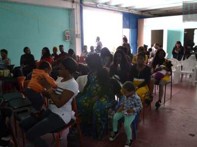A poca distanza dalla Raw fire of God ministries c'� un'altra chiesa evangelica nigeriana: la Welcome Christ Victory Church